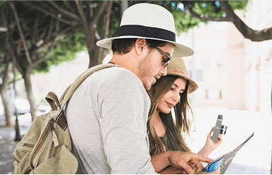 Expert vacation advice - people with map